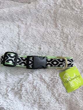 Up Country Black and White Geometric Pattern Dog Collar Size Medium